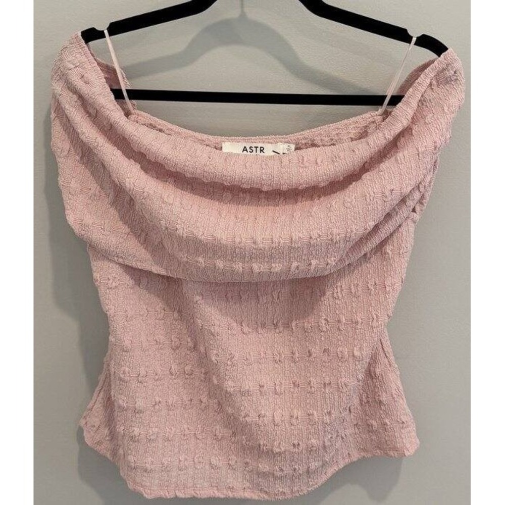 Astr The Label Off Shoulder Textured Knit Top Pink New Size XL